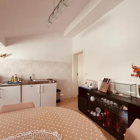 Rooms & App Minka Guest house