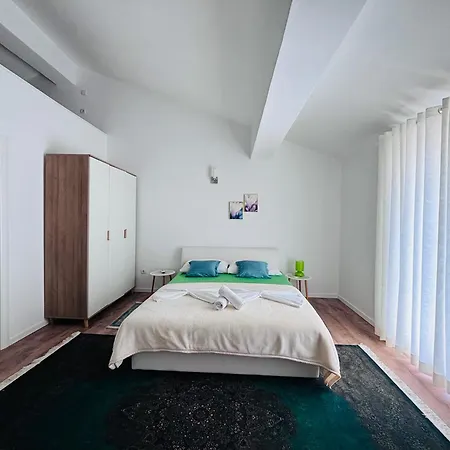 Rooms & App Minka 4*