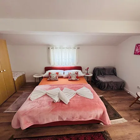 Rooms & App Minka