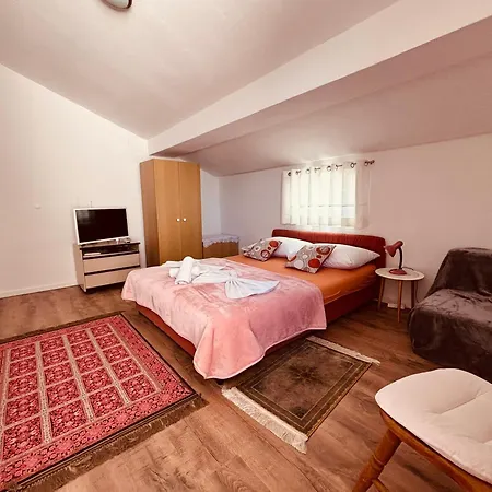 Gostinjska kuća Rooms & App Minka