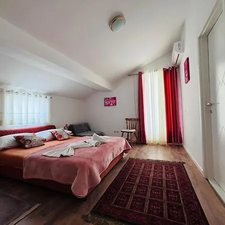 Rooms & App Minka Gostinjska kuća Jadranovo