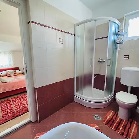 Gasthof Rooms & App Minka Jadranovo