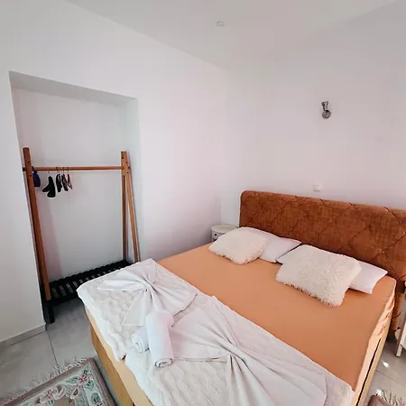 Gostinjska kuća Rooms & App Minka Jadranovo