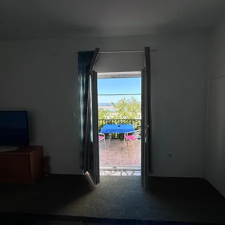 Gostinjska kuća Rooms & App Minka Jadranovo