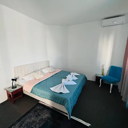 Rooms & App Minka 4*