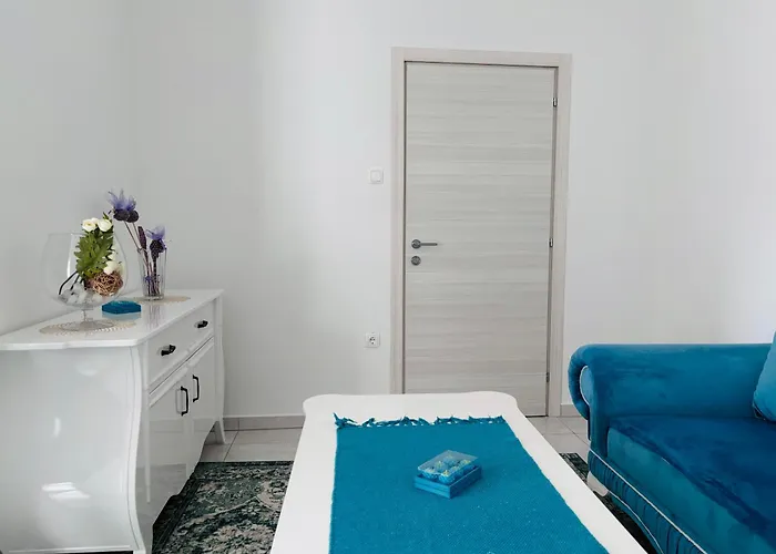 & App Minka Pensión 3*