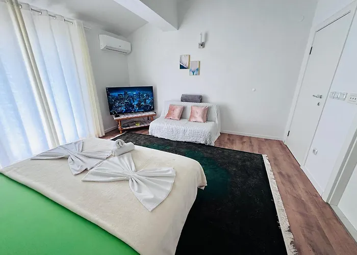 & App Minka Pensión Jadranovo