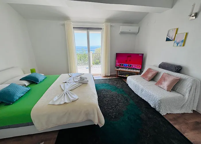 Pensión & App Minka 3*